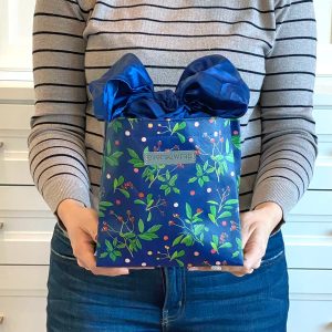 Reusable Medium Berries & Foliage Gift Bag w Satin Closure