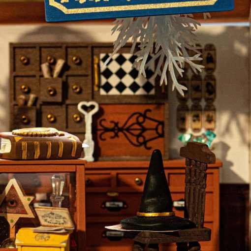 Miniature Shop Kit<br>(Kiki's Magic Emporium) - Image 3