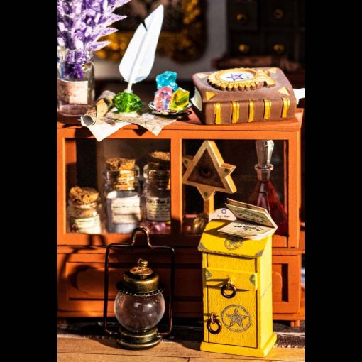Miniature Shop Kit<br>(Kiki's Magic Emporium) - Image 5