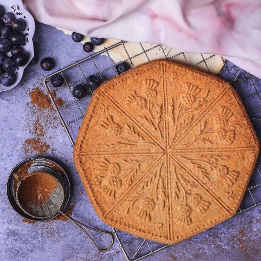 Handmade Stoneware Shortbread Pan - Image 3